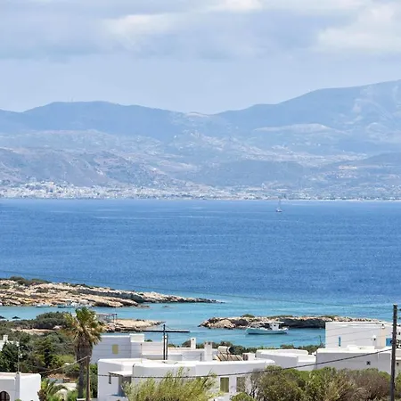 Traditional 5-min Walk To The Beach Villa *