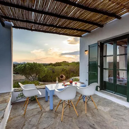 Traditional 5-min Walk To The Beach Villa