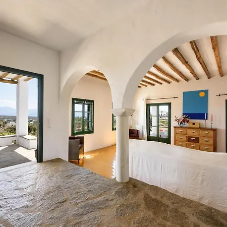 Traditional 5-min Walk To The Beach Villa